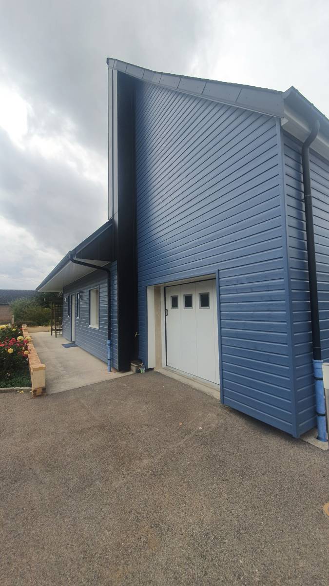 Faire appel à un professionnel de la rénovation énergétique pour un pavillon à Bernay 27
