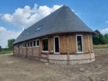 Réhabilitation d'une charpente et toiture complète d'une ancienne écurie près de Bernay 27
