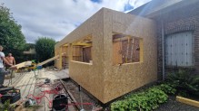 extension ossature bois d'une maison près de Bernay